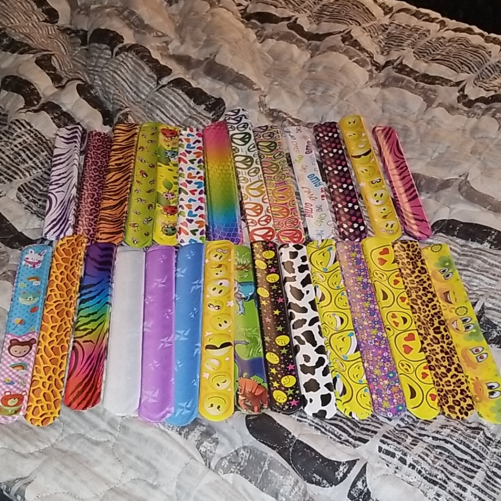 Slap bracelets
